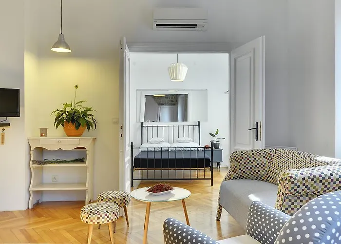 Forum Apartamento Pula