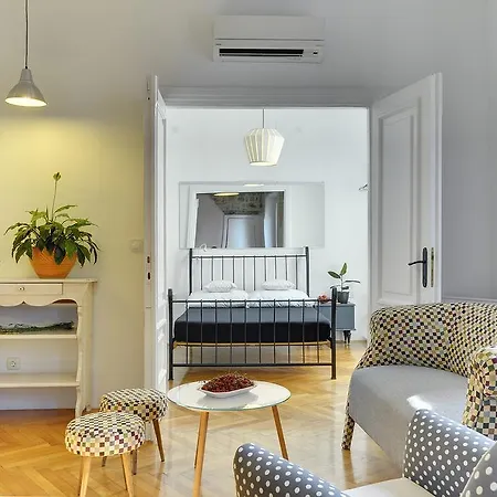 Forum Apartamento Pula