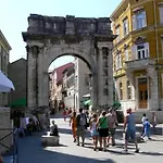 Forum * Pula